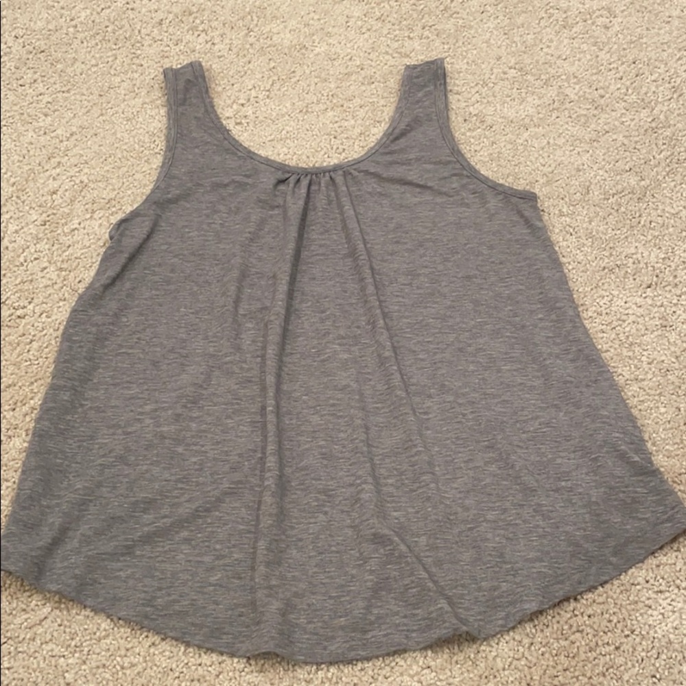 Relaxed fit GAP Fit Breathe maternity tank